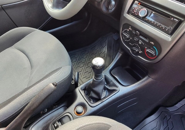 Peugeot 206 cena 10000 przebieg: 227000, rok produkcji 2007 z Radom małe 137